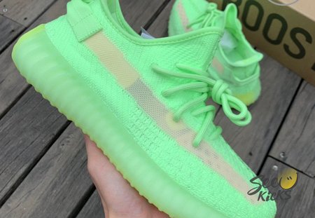 yeezy 350 v2 Green Size: 36-48