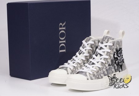 Dior And Shawn B23 High Top Bee Embroidery size 35-46( runs half size bigger )