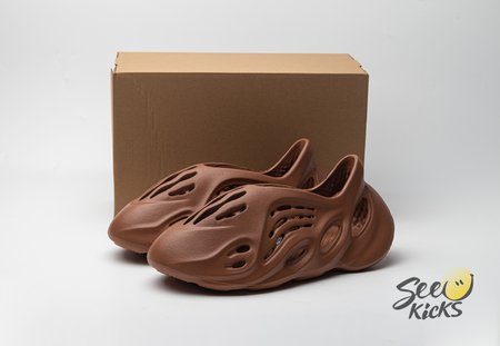 Adidas Yeezy Foam Runner Clay Red Size 36.5-48.5