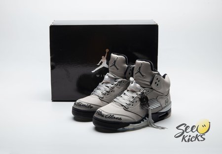 Jordan 5 Retro Wings (2025) IO2038-001 Size 36-48.5